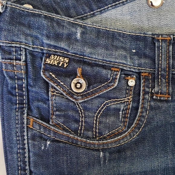 Vintage Miss Sixty Collection from Y2K era. Low rise, medium wash jeans size 34 - Picture 2 of 5